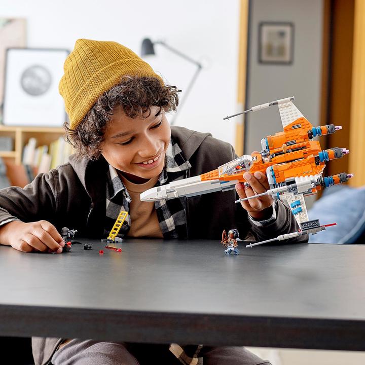 Produktbild LEGO Poe Damerons X-Wing Starfighter (75273, LEGO Star Wars)