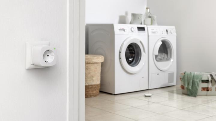 Produktbild Bosch Smart Home Zwischenstecker Kompakt
