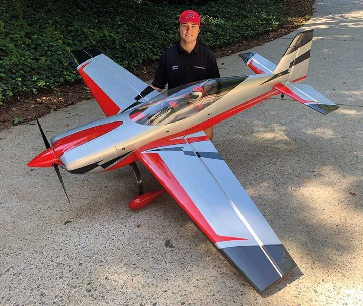 Produktbild Extremeflight-RC extra ng 104" rot/silber arf