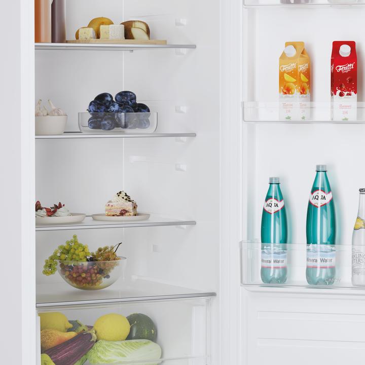 Actual product image Candy CMS518EW Built-in Single Door Refrigerator 316 (316 l)