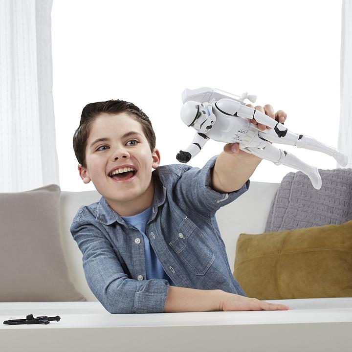 Immagine prodotto Hasbro Star Wars Rogue One - Stormtrooper Imperiale Interattivo IT