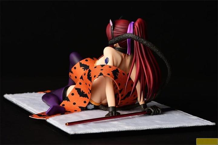 Image du produit Orca Fairy Tail statuette 1/6 Erza Scarlet - Halloween CAT Gravure Style 13 cm