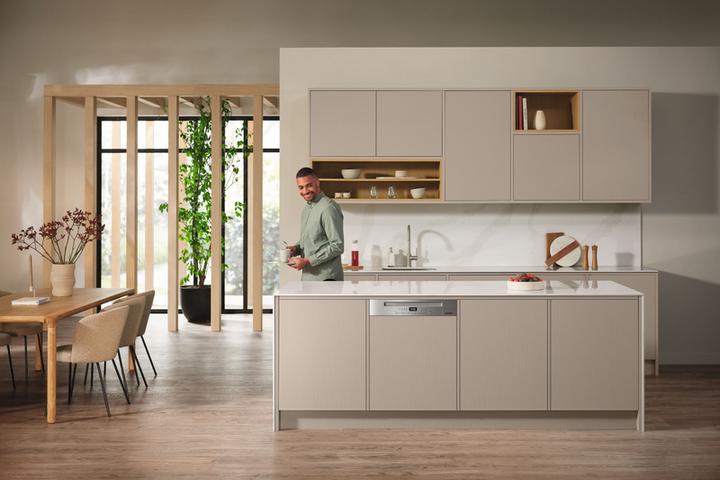 Produktbild Miele Geschirrspüler 12649260 Edelstahl CleanSteel