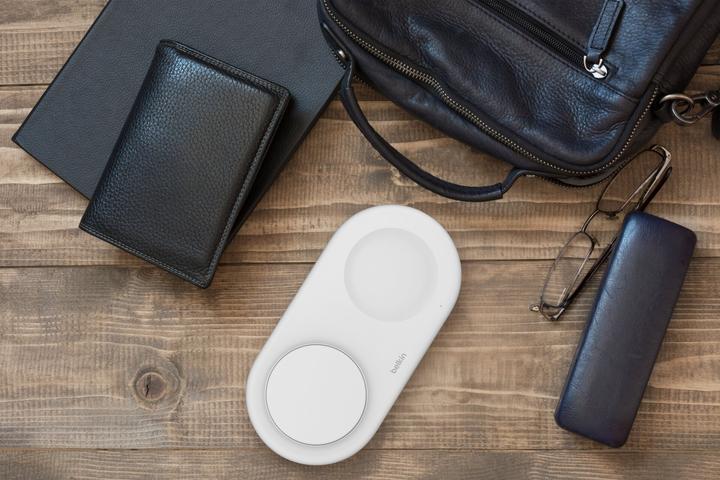 Actual product image Belkin Boost Charge Pro 2-in-1 (15 W)