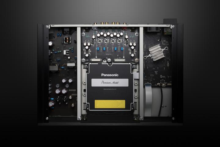 Actual product image Panasonic DP-UB9000 (1 GB, Bluray Player)