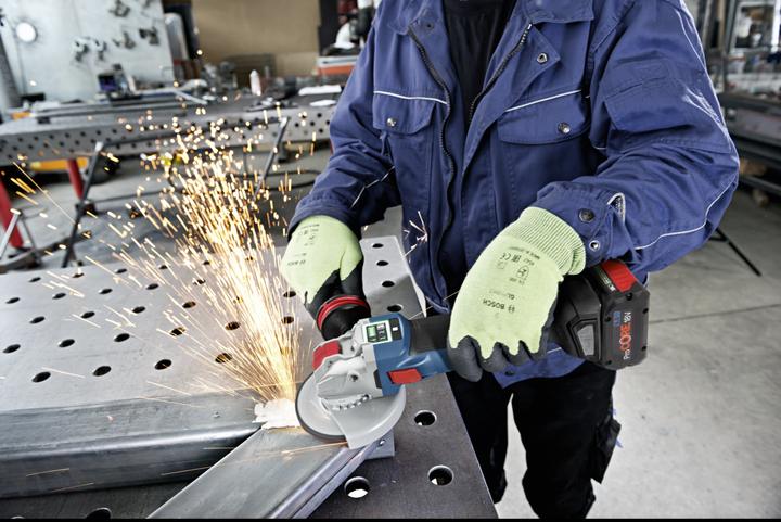 Actual product image Bosch Professional GWX 18V-10 SC Professional cordless angle grinder (125 mm)