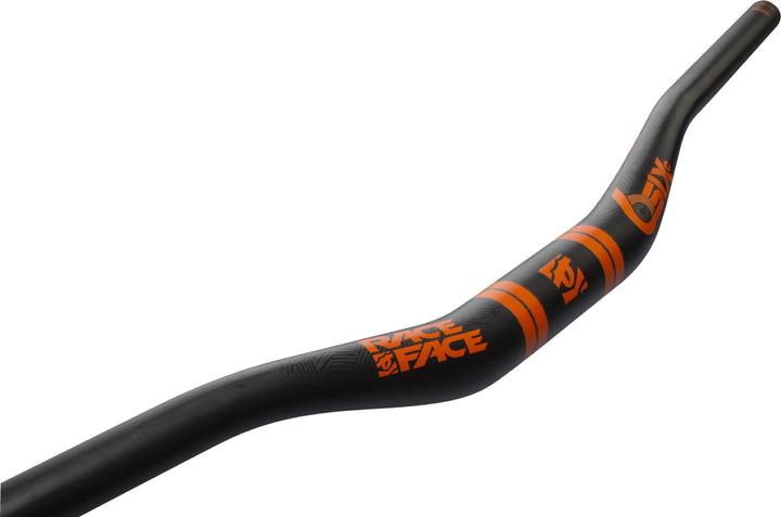 Noir, Orange