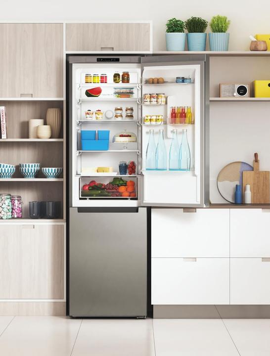 Actual product image Indesit INFC9 TI22X Free-standing fridge freezer 367 L E Stainless steel (367 l)
