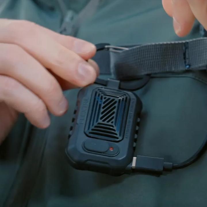 Actual product image Flextailgear Flextail Light Repel