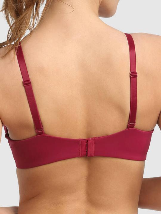 Actual product image DIM Invisible Generous Bra (75 C)