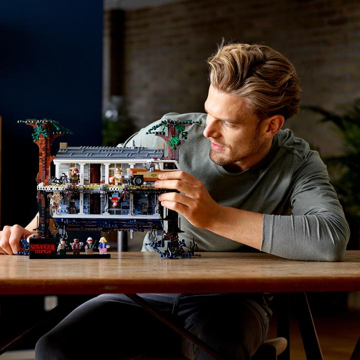 Actual product image LEGO Stranger Things: The other side (75810, LEGO Stranger Things)