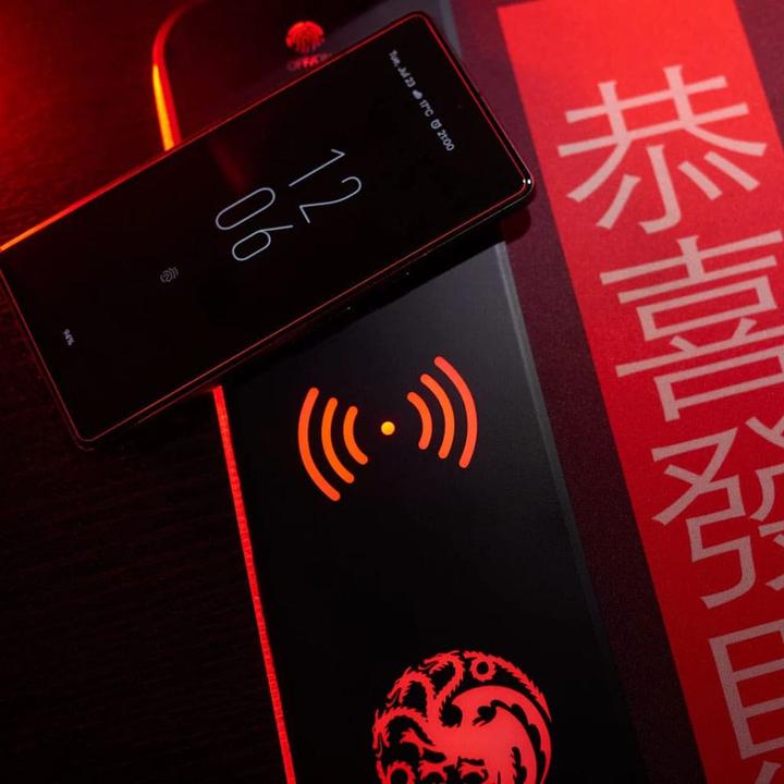 Produktbild Numskull Mauspad House of Dragons + wireless Charge 30x80cm (XXL)