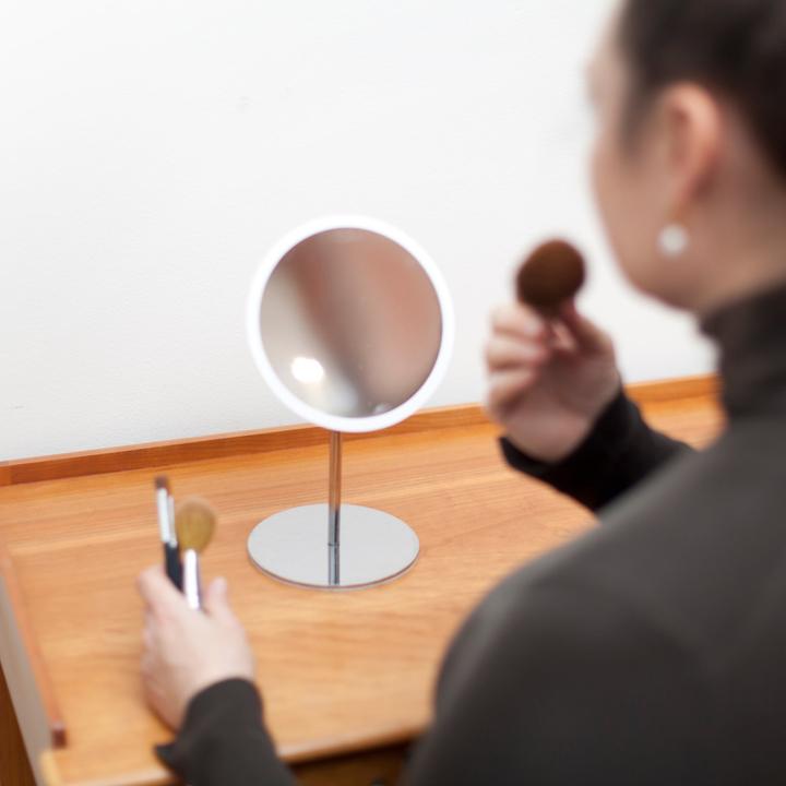 Image du produit Bosign AirMirror - miroir cosmétique 10 fois plus grand (16 x 16 x 16 cm)