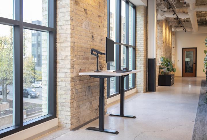 Actual product image Ergotron Lx (Table, 34.02")
