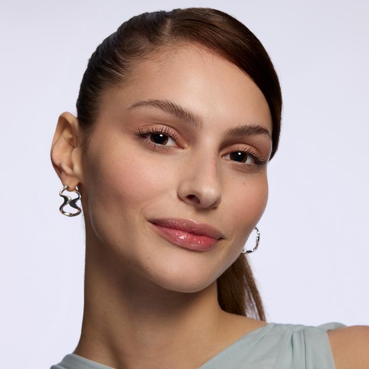 Actual product image Catrice Glossin' Glow Tinted Lip Oil (60 Party Crasher)