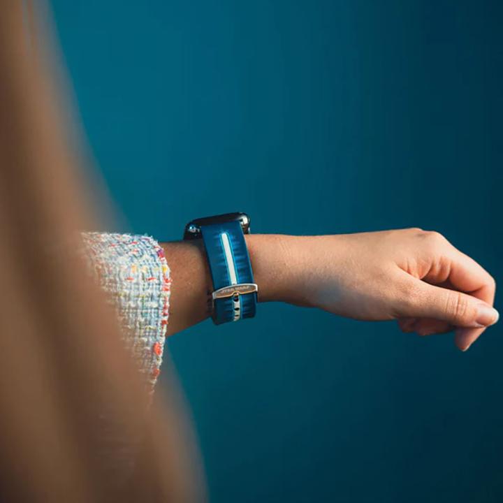 Produktbild Moby Fox Armband Smartwatch Star Wars Darth Vader Lightsaber 22 mm (22 mm, Silikon, Edelstahl)