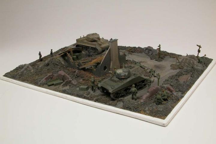 Actual product image Hornby D-Day Battlefront Gift Set