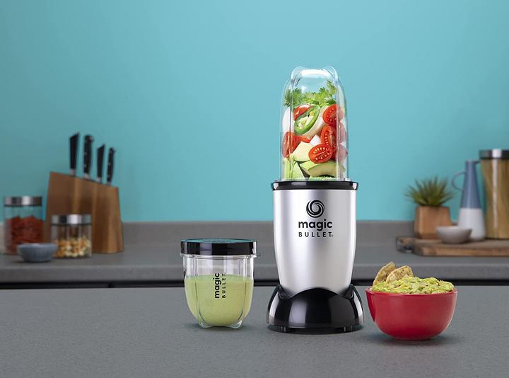 Produktbild NutriBullet Smoothie Maker mit Zubehör (250 W)