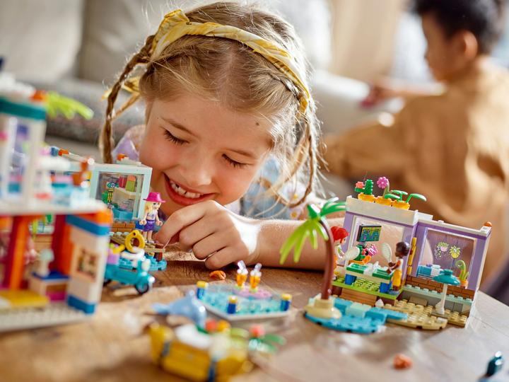Produktbild LEGO Ferienhaus am Strand (41709, LEGO Friends)