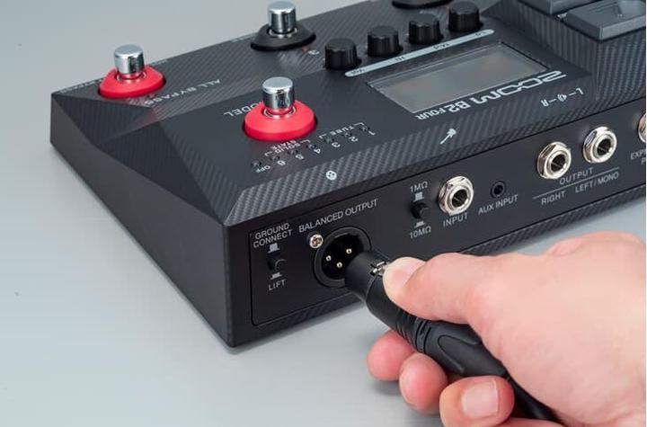 Actual product image Zoom B2 FOUR (EU) Bass Multi-Effects Pedal