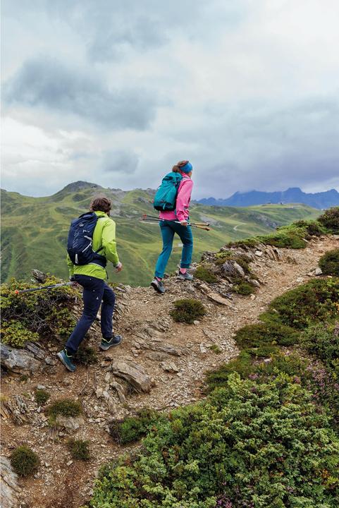 Actual product image Schöffel Women's 2.5L Jacket Vistdal (40, L)