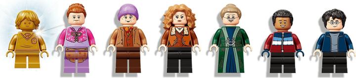 Actual product image LEGO Visit to Hogsmeade (76388, LEGO Harry Potter)