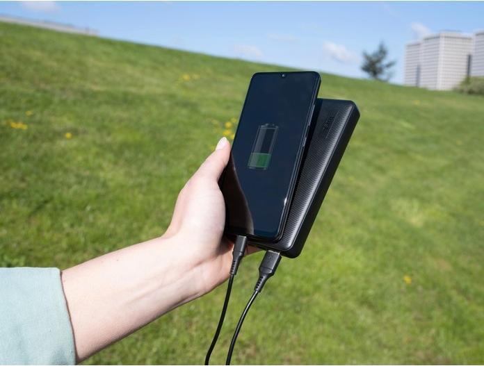 Actual product image Trust Primo (20000 mAh, 15 W, 74 Wh)