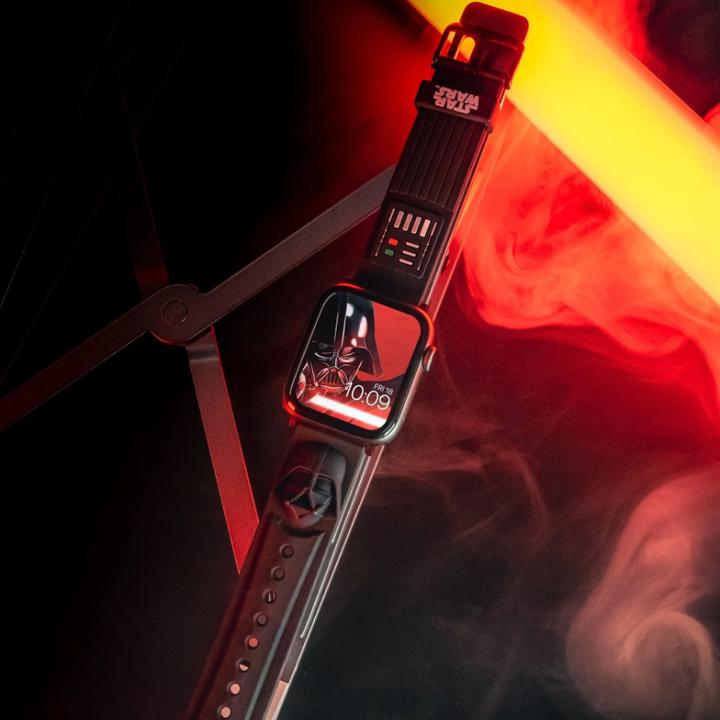 Immagine prodotto Moby Fox Bracciale Star Wars per smartwatch Darth Vader (Silicone, Apple Watch)