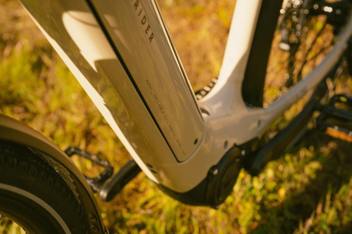 Image du produit Rockrider E-Bike SUV Trekking 28 pouces e-actv 500 LF entrée basse Yamaha beige