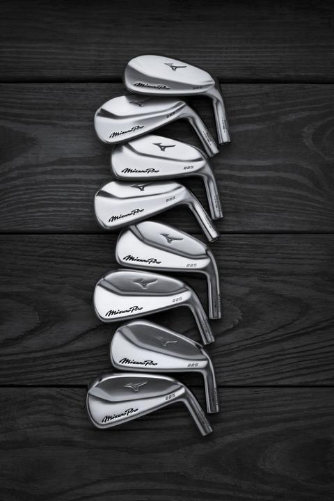Actual product image Mizuno Pro 225