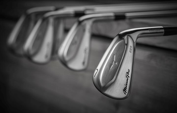 Actual product image Mizuno Pro 225
