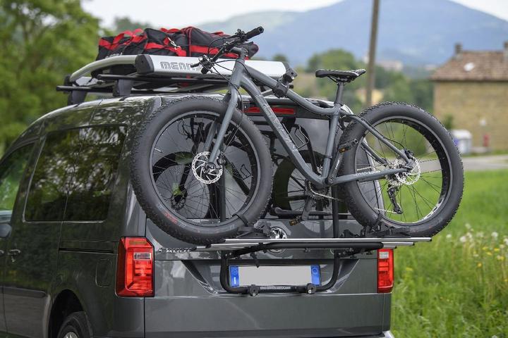Actual product image Menabo Shadow for VW T5