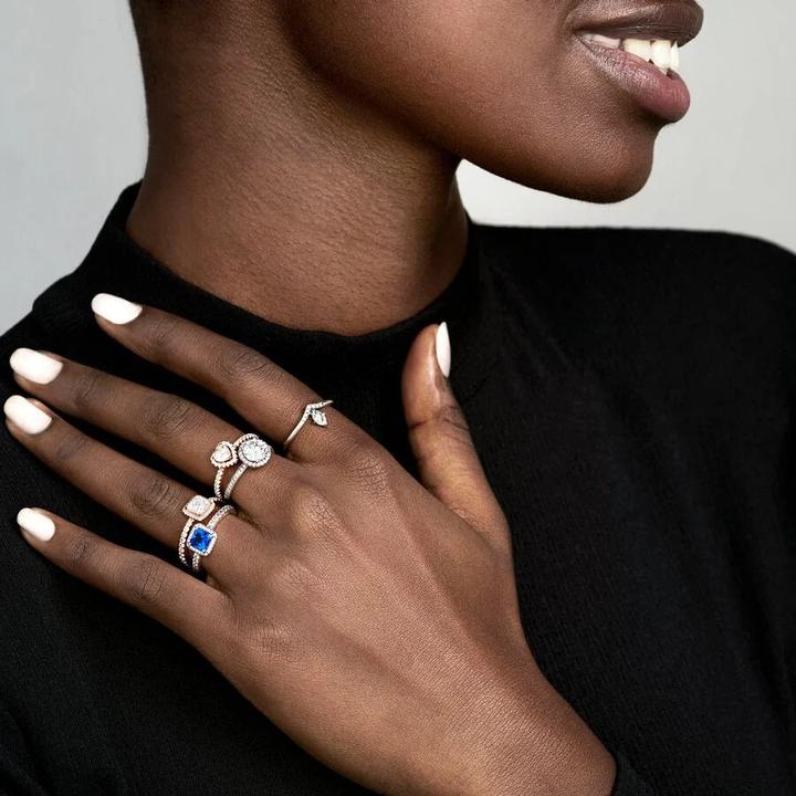 Produktbild Pandora Ring funkelndes Herz (54, 925 Silber)