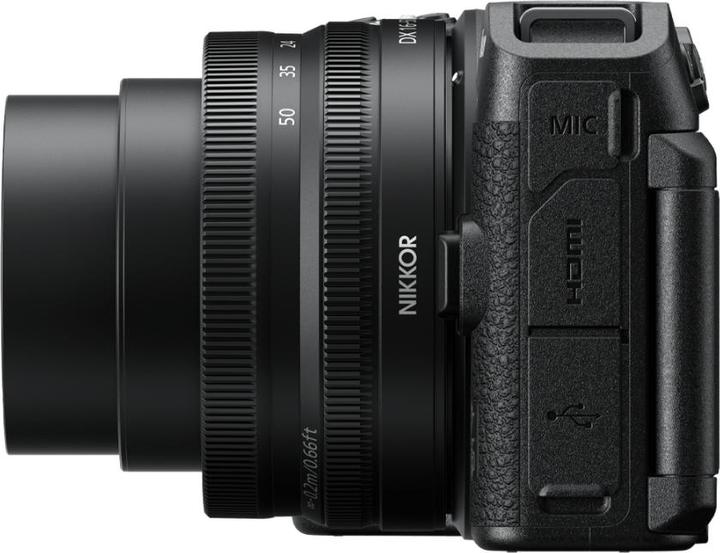 Produktbild Nikon Z30 Kit (18 - 140 mm, 20.90 Mpx, DX)