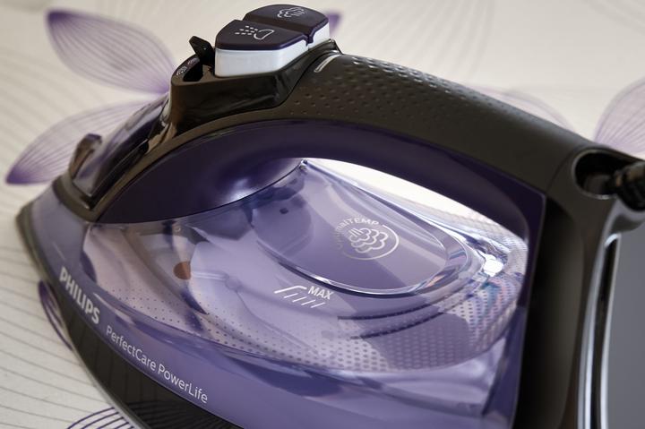 Actual product image Philips PerfectCare GC3925/30 Iron SteamGlide Plus soleplate, Purple (2500 W, 180 g/min)