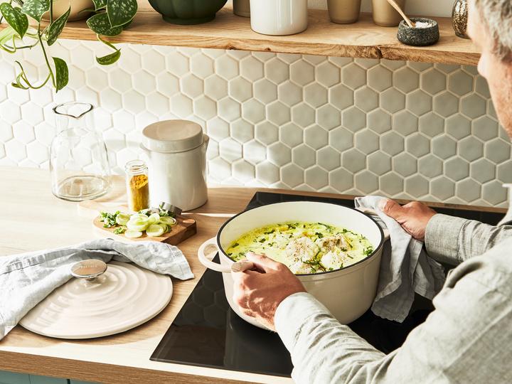 Actual product image Tefal LOV roaster (25 cm, Casserole + Stewpot, Pot, Cast iron)