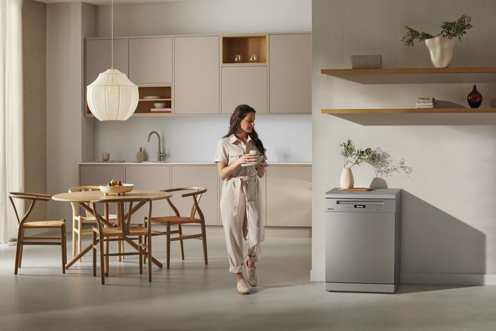 Actual product image Miele Automatic dishwasher G 7210 SC Freestanding/EDST/CLST Front