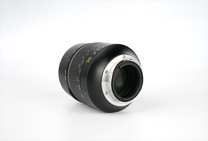 Image du produit 7artisans 7.5 mm f/2.8 Mark II, Canon E (Micro Four Thirds, Micro Four Thirds)