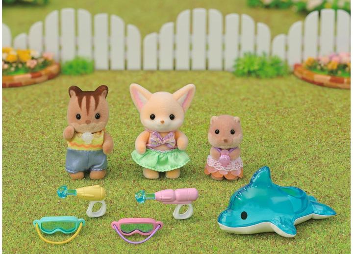 Actual product image Sylvanian Families Adventure kindergarten friends "Pool fun"