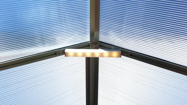 Vitavia LED luminaire, short