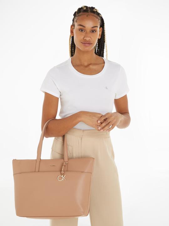 Produktbild Calvin Klein Shopper CK Must Shopper LG W/Slip PKT FA22