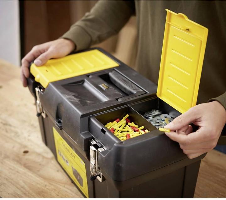 Actual product image Black & Decker Toolbox (1 pieces)