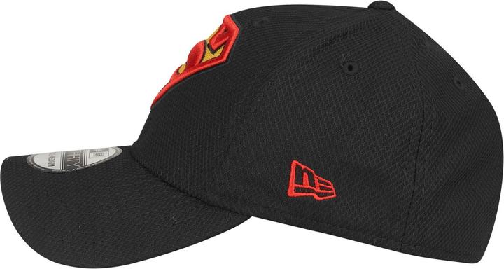 Produktbild New Era 39Thirty Stretch Diamond Tech Cap - SUPERMAN - L/XL (XL)