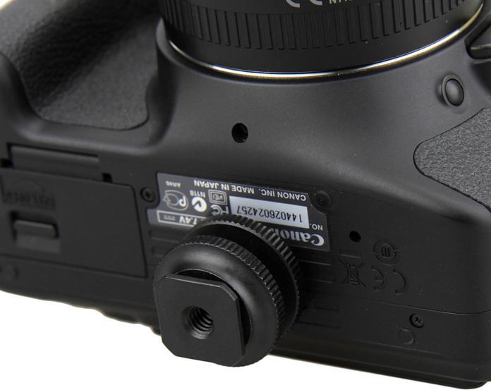 Actual product image Caruba Hot shoe adapter Universal hot shoe > 1/4" male thread (with spacer) Black (Flash unit adapter)