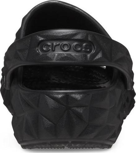 Image du produit Crocs K's Classic Geometric Clog (30)