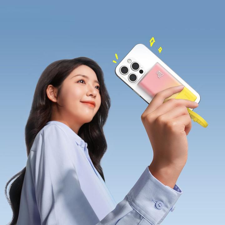 Actual product image Baseus Popsicle 5200mAh 20W Powerbank with Built-in Lightning Cable (+ White Simple USB-C - U (5200 mAh, 20 W)