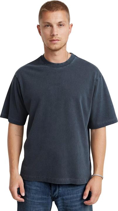 G-Star quadratisches t-shirt, das in der mitte der brust überfärbt ist