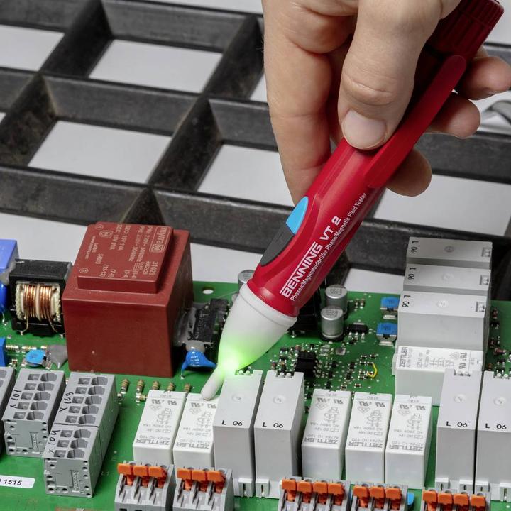 Actual product image Benning Non-contact voltage tester Phase and magnetic field tester (CAT III 1000V, CAT IV 600V)