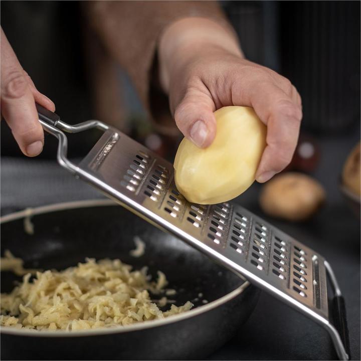 Actual product image Kuhn Rikon ESSENTIAL Grater coarse