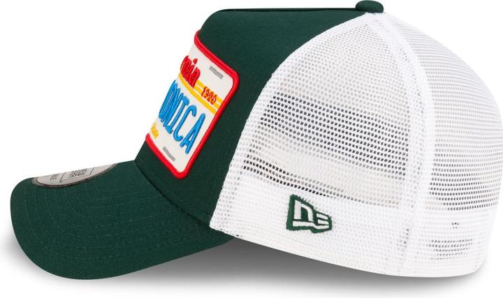 Image du produit New Era Adjustable A-Frame Trucker Cap - SANTA MONICA green